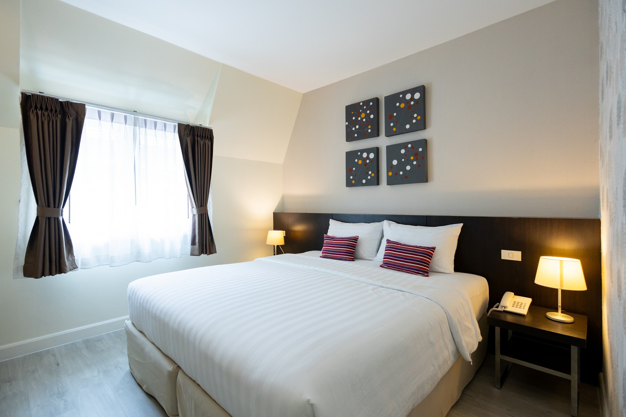 One-Bedroom Suite