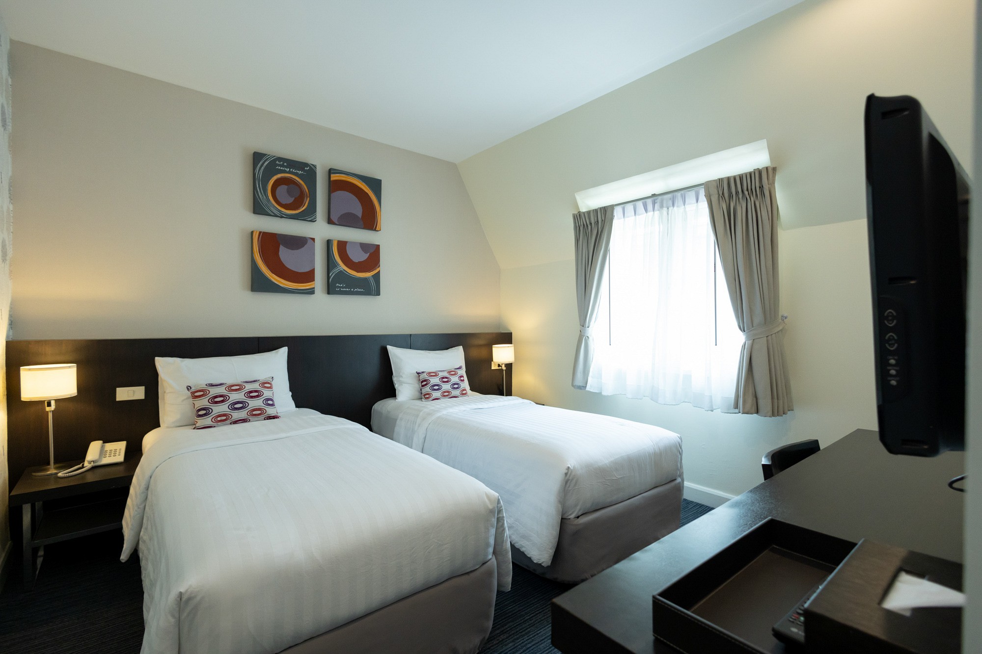One-Bedroom Suite