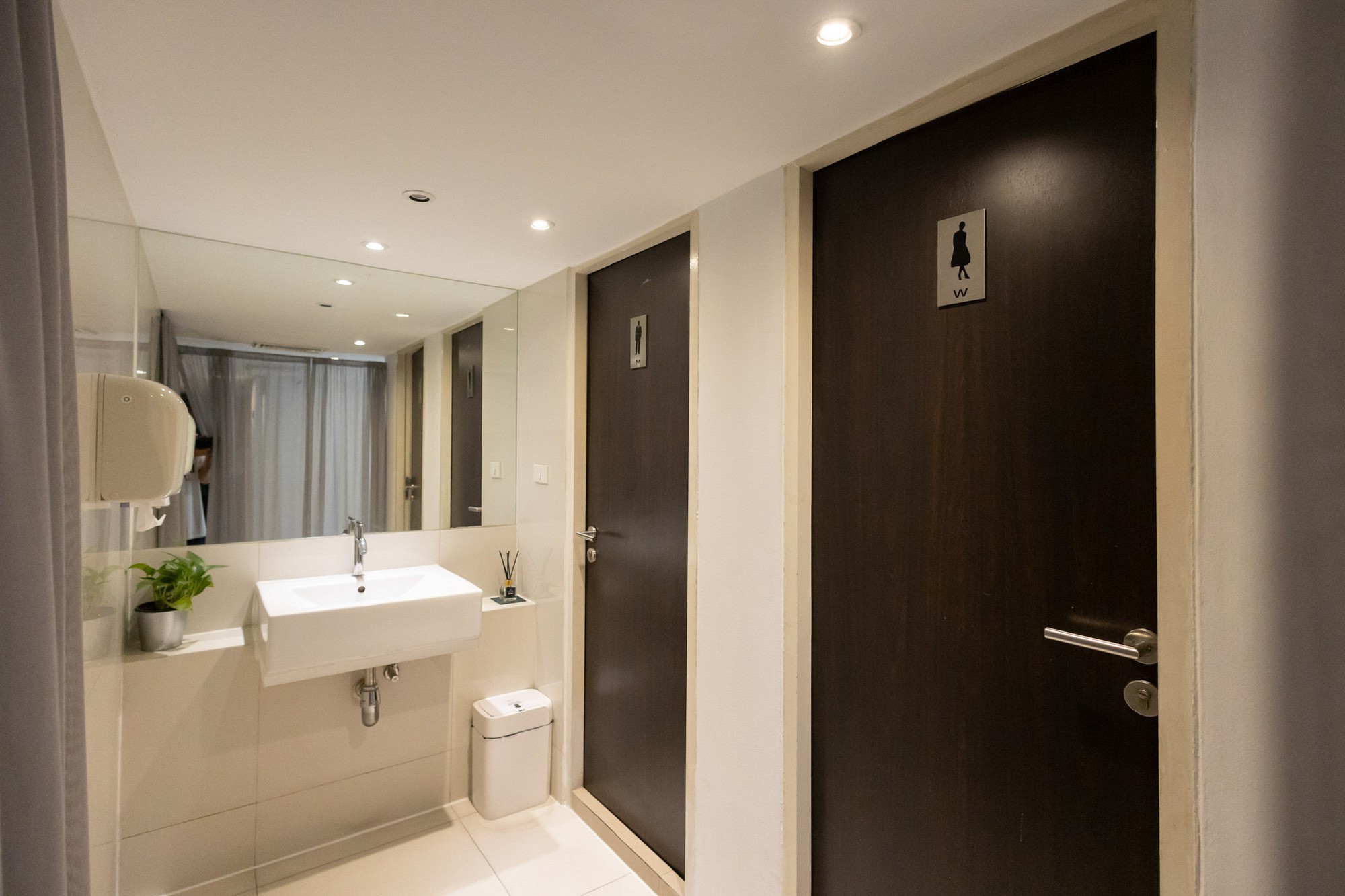 Facilities & Services