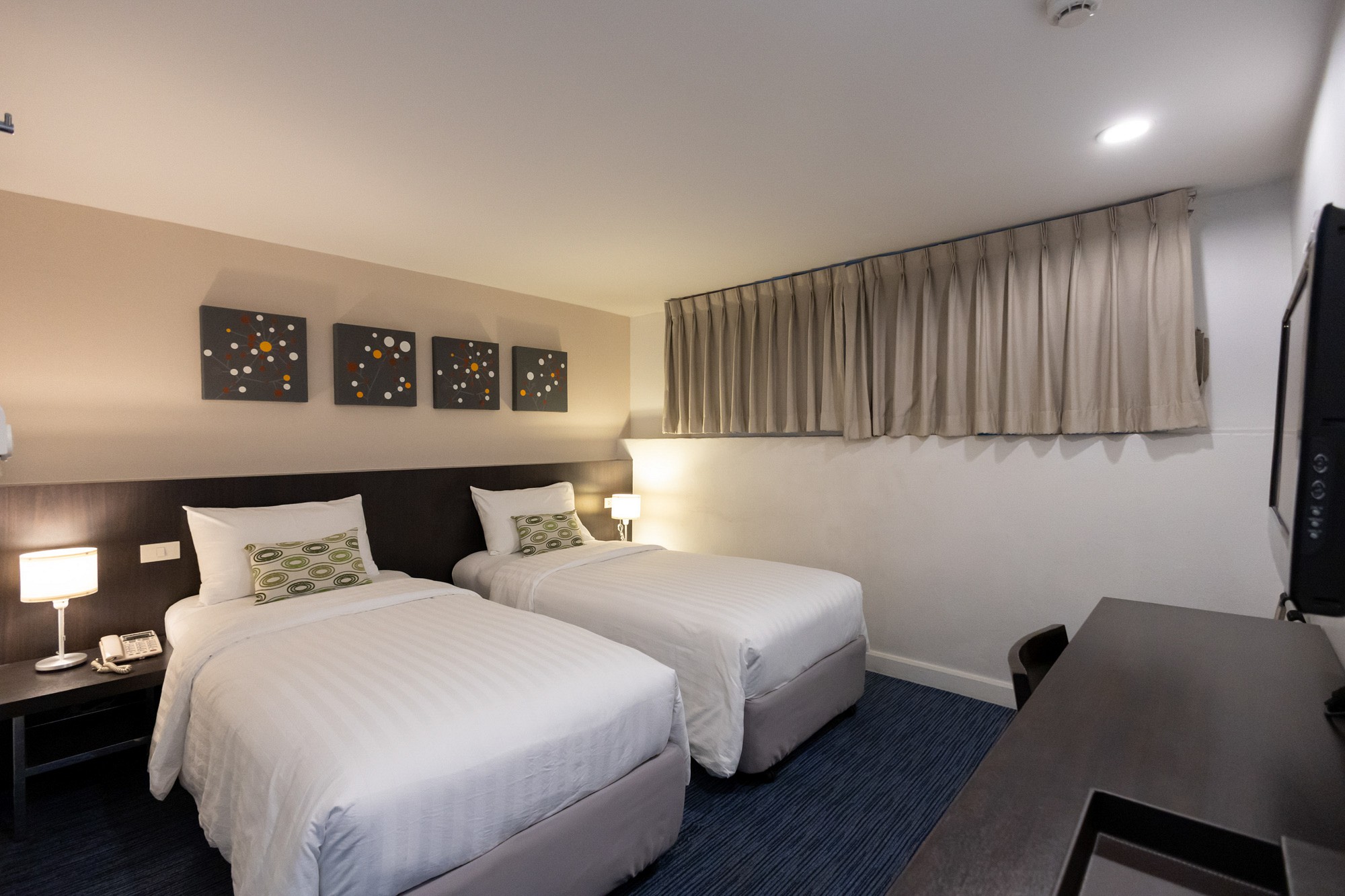 Standard  King or Twin Room